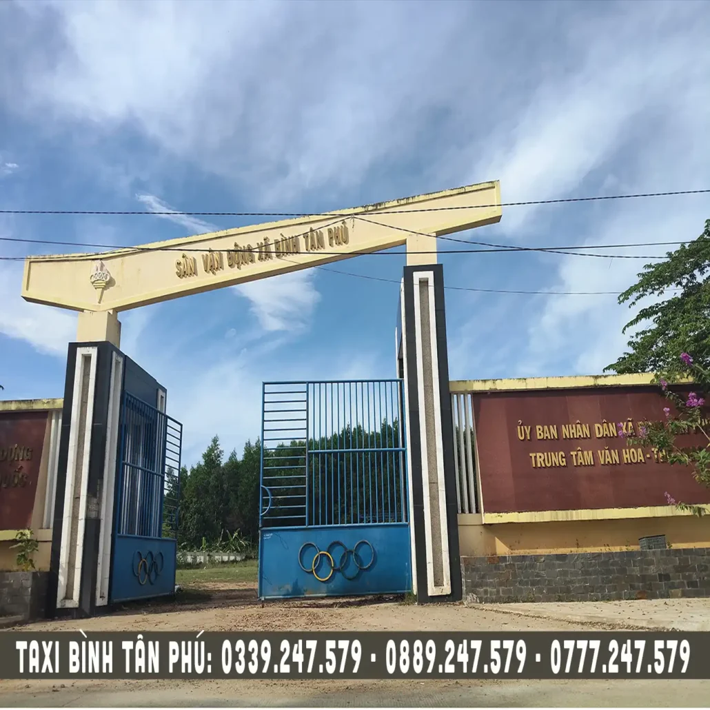 sân vận động xã Bình Tân Phú, Taxi Bình Tân Phú Quảng Ngãi