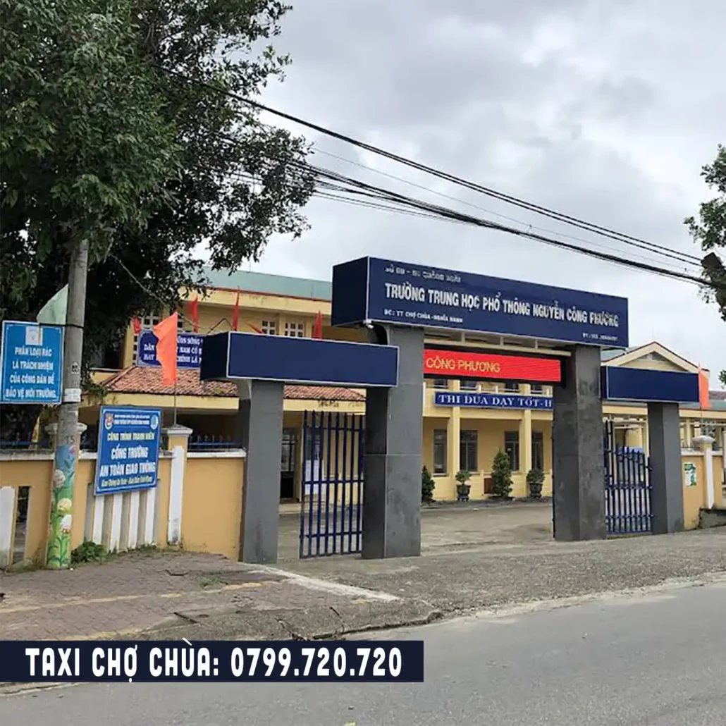 trường thpt nguyễn công trứ đi sân bay Chu Lai