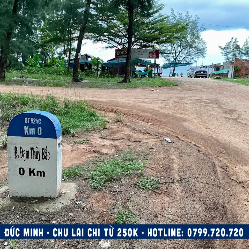 biển đạm thủy bắc đức minh mộ đức