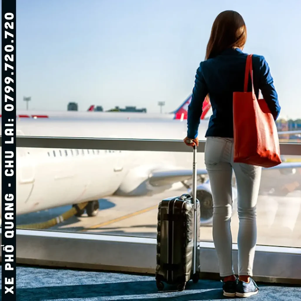 hành khách tại sân bay chu lai quảng nam đà nẵng